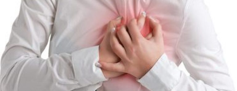 7 Warnsignale für einen bevorstehenden Herzinfarkt, die jede Frau kennen sollte 7 Warnsignale für einen bevorstehenden Herzinfarkt, die jede Frau kennen sollte